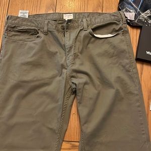 Dockers Men Khaki pants straight fit